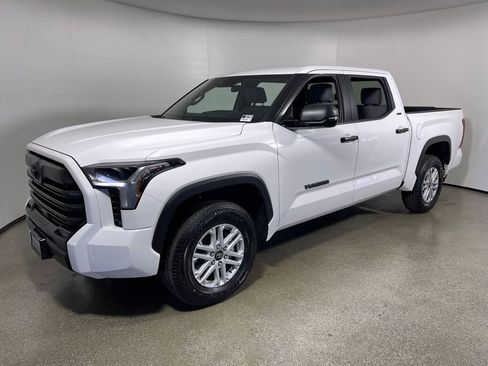 Used 2025 Toyota Tundra SR5 w/ TRD Performance Package (TMS) AWD/4WD image 7