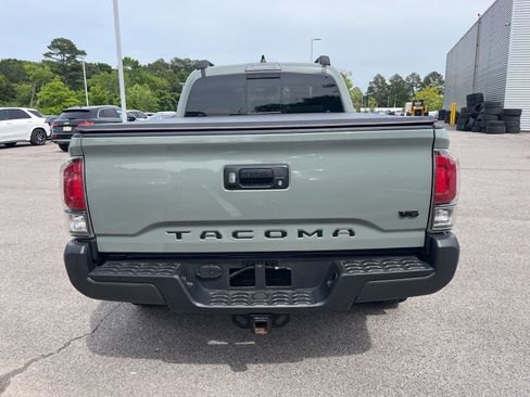 Used 2023 Toyota Tacoma TRD Off-Road AWD/4WD image 4