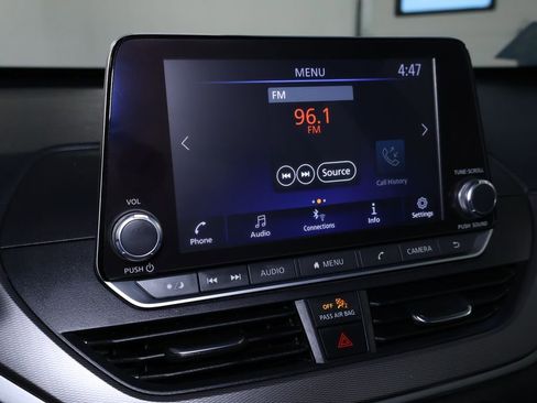 Used 2024 Nissan Altima 2.5 SR image 26