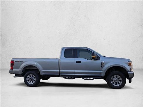 Used 2020 Ford F350 XLT w/ XLT Value Package image 4