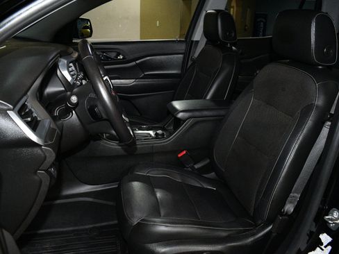 Used 2019 GMC Acadia SLT FWD image 7