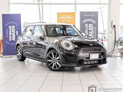 Used 2023 MINI Cooper S FWD image 5