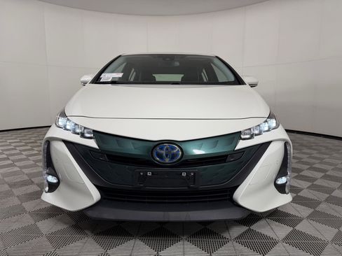 Used 2019 Toyota Prius Prime Advanced image 5