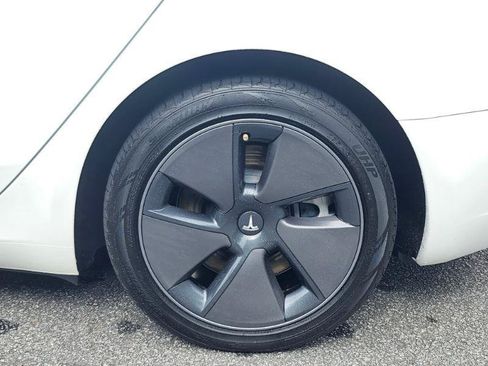 Used 2023 Tesla Model 3 Standard Range RWD image 18