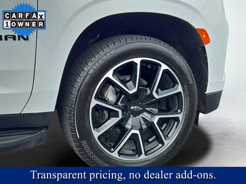 Used 2024 Chevrolet Suburban RST w/ Luxury Package AWD/4WD image 12