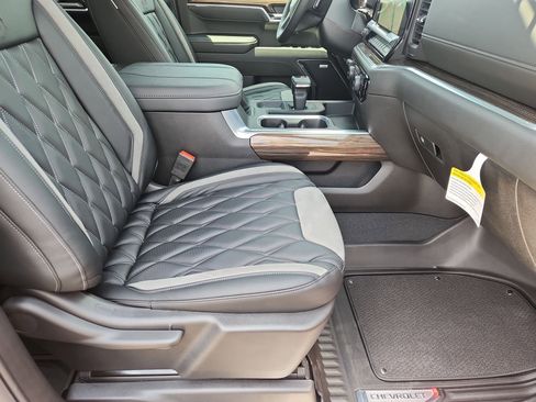 New 2025 Chevrolet Silverado 1500 RST AWD/4WD image 62