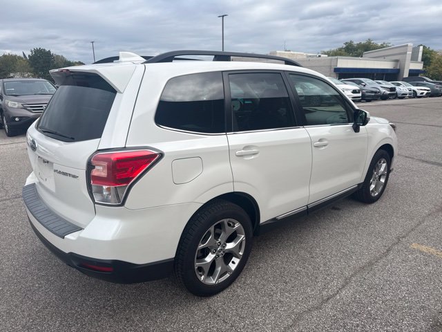 Used 2018 Subaru Forester 2.5i Touring w/ Popular Package #2 AWD/4WD image 3