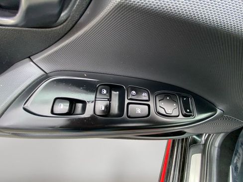 Used 2019 Hyundai Veloster N N image 17