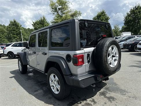 Used 2020 Jeep Wrangler Unlimited Sport S image 3