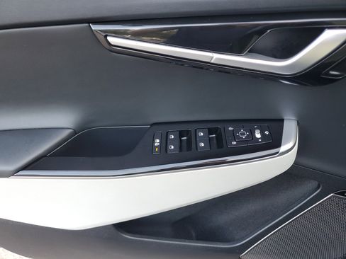 Certified 2023 Kia EV6 GT-Line w/ GT-Line White Seat Package image 18