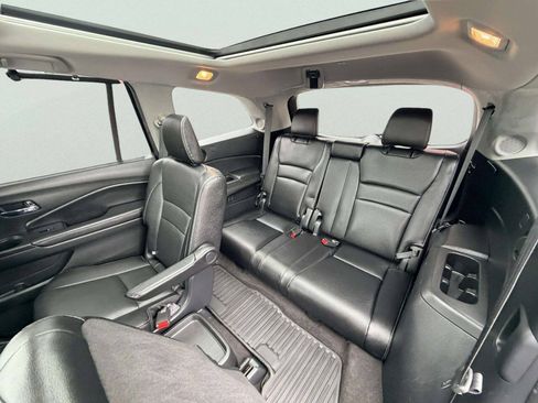 Used 2017 Honda Pilot Elite image 27