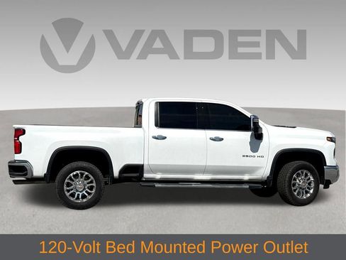 Used 2024 Chevrolet Silverado 3500 LTZ w/ LTZ Premium Package RWD image 22