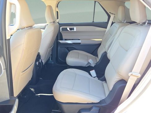 Used 2021 Ford Explorer XLT w/ Class III Trailer Tow Package image 14