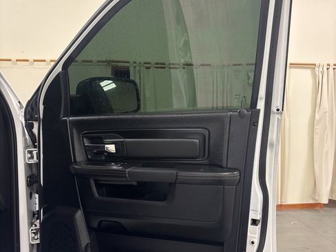 Used 2017 RAM 1500 Rebel w/ Luxury Group image 28