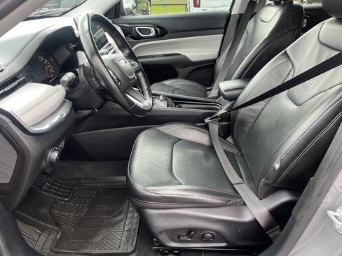 Used 2022 Jeep Compass Limited AWD/4WD image 14