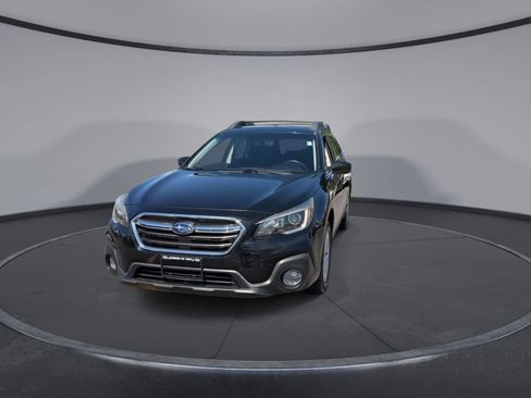 Used 2018 Subaru Outback 2.5i Premium AWD/4WD image 3