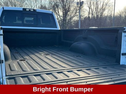 Used 2025 RAM 3500 Laramie image 12