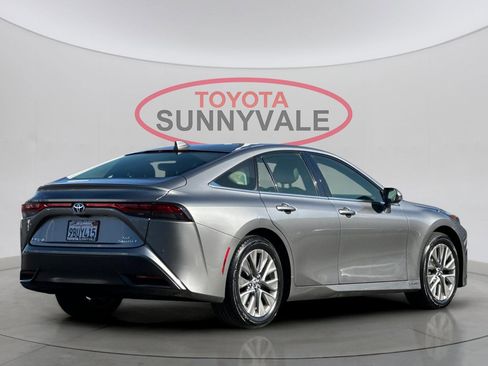 Certified 2022 Toyota Mirai XLE image 3