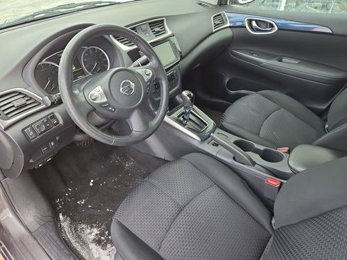 Used 2019 Nissan Sentra SR image 30