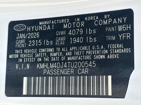 Certified 2026 Hyundai Elantra Hybrid FWD image 30