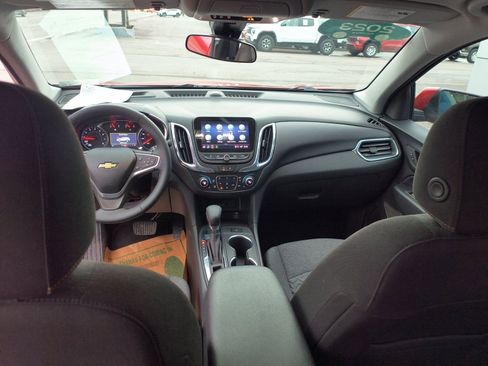 Used 2023 Chevrolet Equinox LT image 18