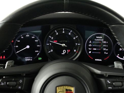 Used 2022 Porsche 911 Targa 4 GTS image 16