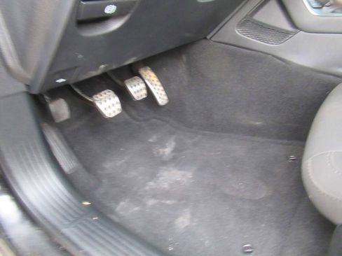 Used 2022 Dodge Challenger R/T w/ Blacktop Package image 21