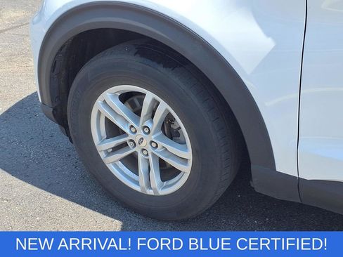 Certified 2023 Ford Explorer XLT w/ Equipment Group 202A AWD/4WD image 10