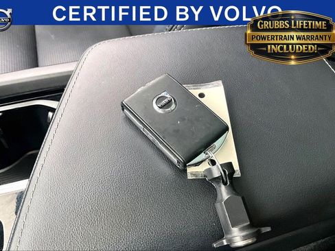 Certified 2023 Volvo XC60 B5 Ultimate w/ Protection Package Premier FWD image 12