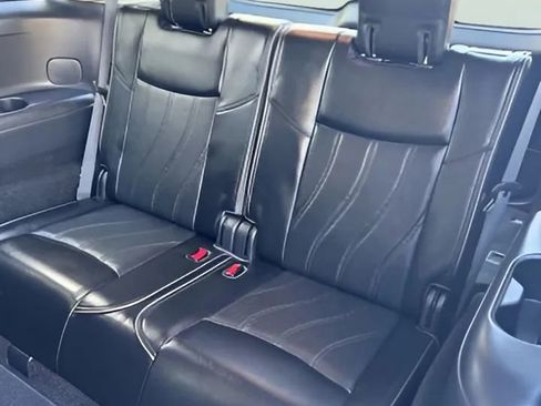 Used 2015 INFINITI QX60 AWD w/ Premium Package image 24