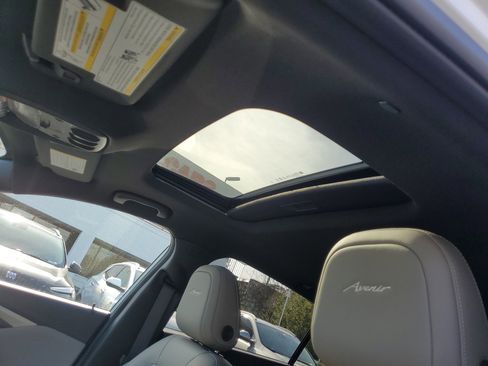 New 2026 Buick Envista Avenir image 17