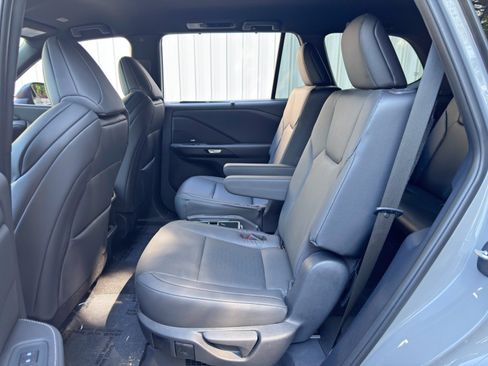 Used 2025 Lexus TX 500h AWD w/ Technology Package image 41