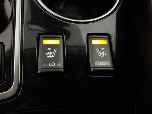 Used 2022 Nissan Maxima SV w/ Floor Mat Group FWD image 16