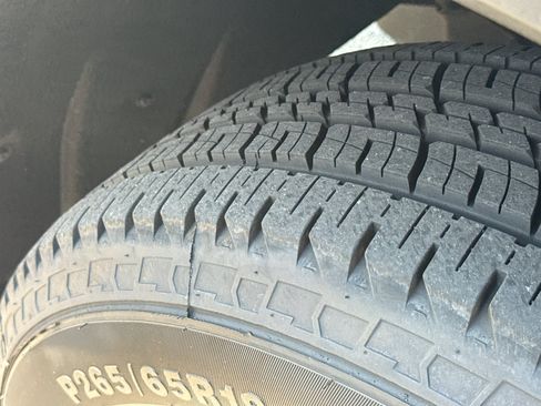 Certified 2025 GMC Sierra 1500 SLT AWD/4WD image 12