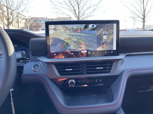 New 2026 Ford Explorer ST-Line image 18