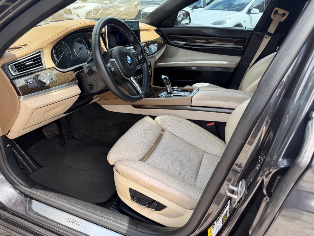 Used 2012 BMW 740Li RWD image 10