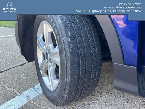 Used 2015 Ford Escape SE image 18