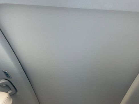 Used 2023 Lincoln Aviator Reserve w/ Equipment Group 201A image 16