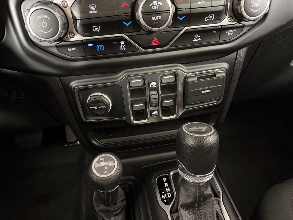 Used 2023 Jeep Wrangler Unlimited w/ 8.4" Radio Group AWD/4WD image 37