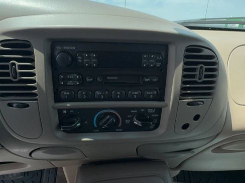 Used 1998 Ford Expedition 2WD image 16