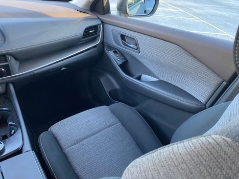 Certified 2021 Nissan Rogue S image 33