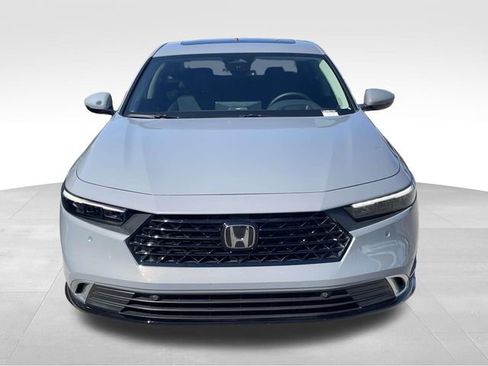 Used 2025 Honda Accord Touring image 7