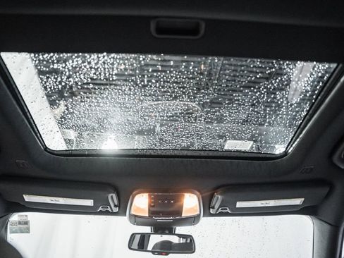 Used 2022 Dodge Charger Scat Pack w/ Harman/Kardon Audio Group image 38