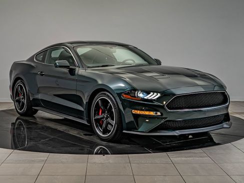 Used 2019 Ford Mustang Bullitt RWD image 3