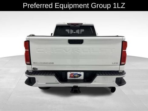 Certified 2025 Chevrolet Silverado 3500 LTZ w/ LTZ Premium Package AWD/4WD image 4
