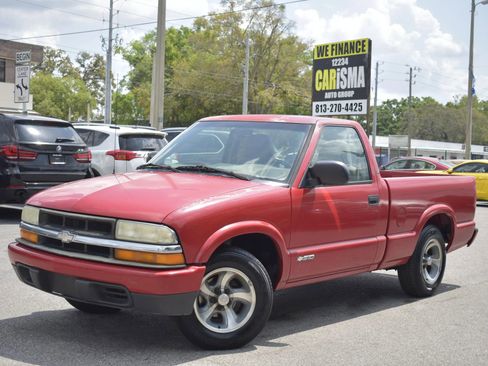 Used 2003 Chevrolet S10 Pickup LS image 3