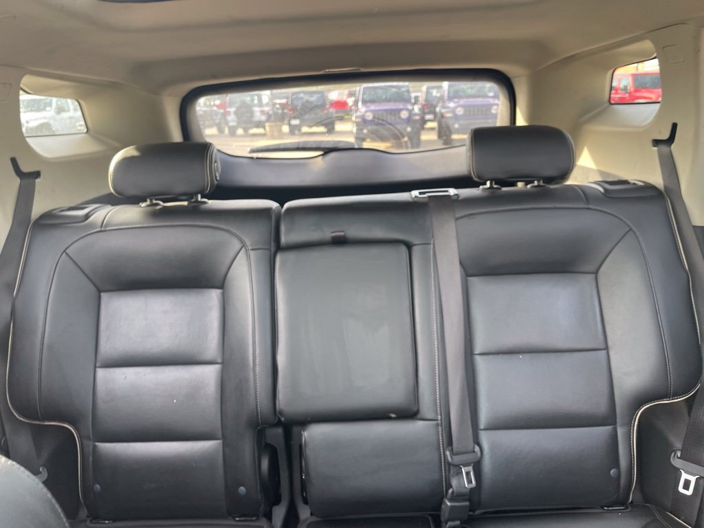Used 2020 GMC Terrain Denali w/ Denali Premium Package AWD/4WD image 9