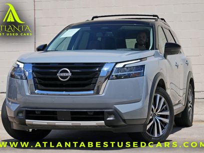 Used 2022 Nissan Pathfinder Platinum w/ Cargo Package