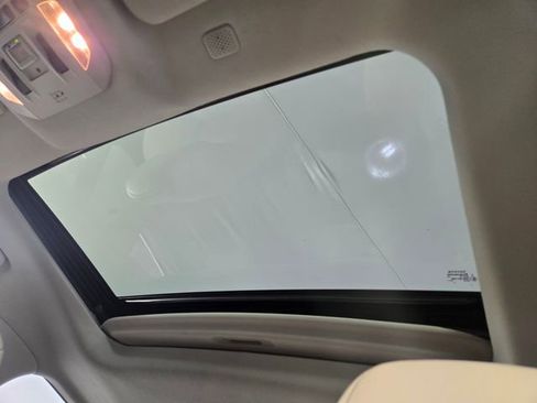 Used 2022 Toyota Highlander XLE image 20