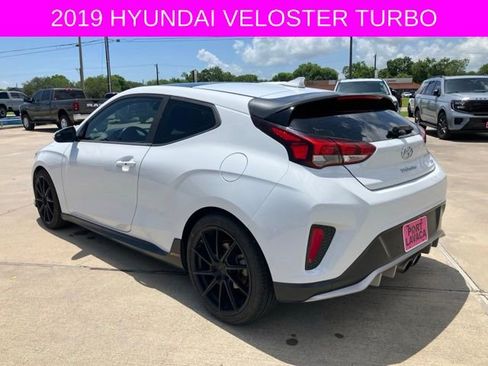 Used 2019 Hyundai Veloster Turbo FWD image 5